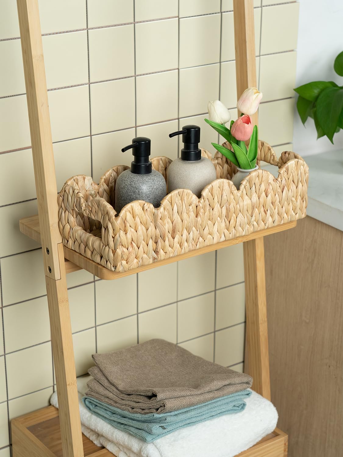 Coeusy Scalloped Toilet Paper Basket, Wicker Basket for Bathroom, Natural